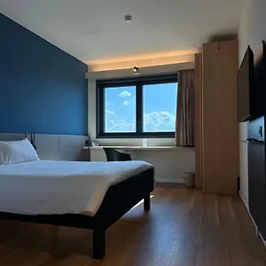 מלון Ibis Fiera